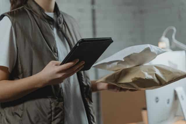 Almacenamiento ecommerce: la clave para envíos rápidos y eliminar devoluciones